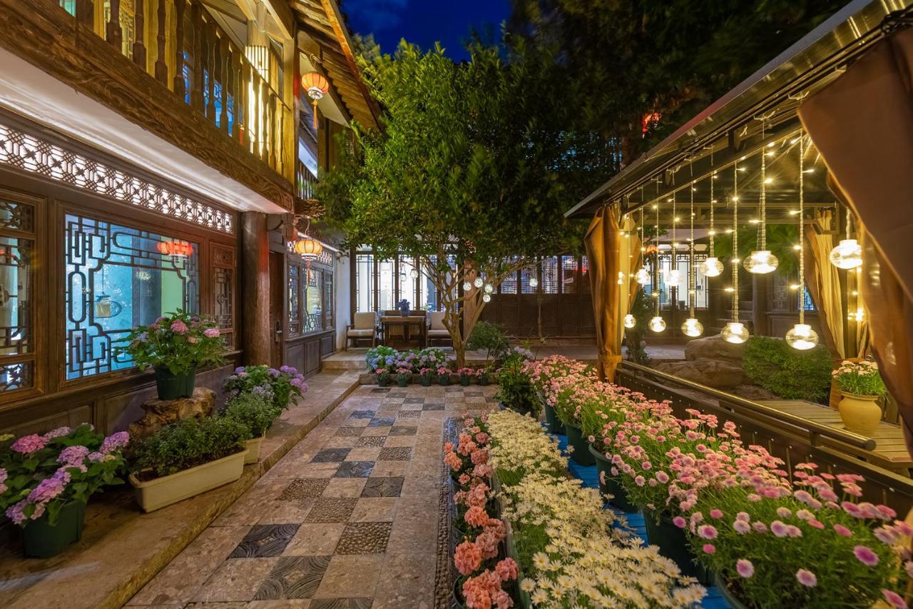 Lijiang Gui Yuan Tian Ju Guesthouse Exterior photo